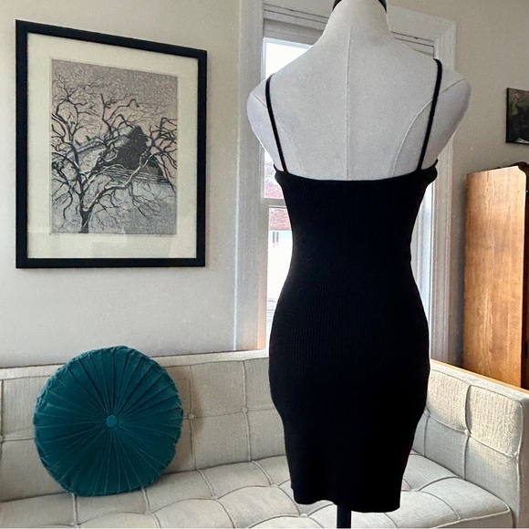 Anna Quan Tanesha Black Knit Ribbed Dress - Picture 5 of 15